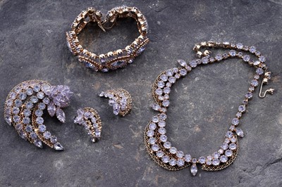 Lot 2 - A 1950s Kramer of New York City costume jewellery parure