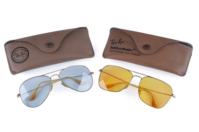 Lot 406 - Two pairs of Ray Ban ‘Aviator’ style sunglasses