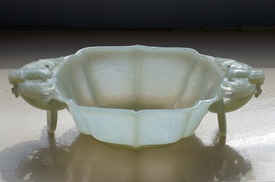 Lot 344 - A Chinese Bowenite small censer