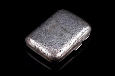 Lot 299 - An Edwardian silver cigarette case