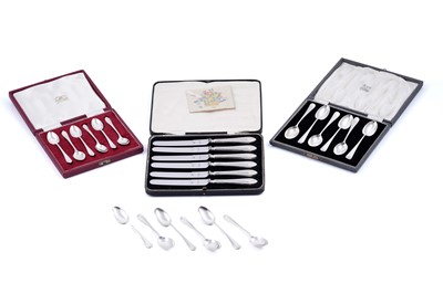 Lot 247 - 1930s silver tea knives, and silver coffee spoons