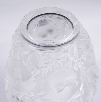 Lot 51 - A Lalique Bagatelle vase