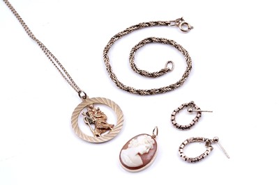 Lot 85 - Gold jewellery, including a 9ct gold St Christopher pendant on chain