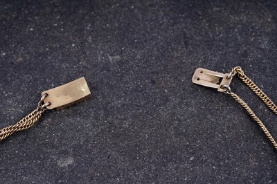 Lot 501 - A Victorian mourning necklace