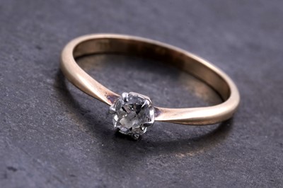 Lot 200 - An early 20th Century single stone diamond ring
