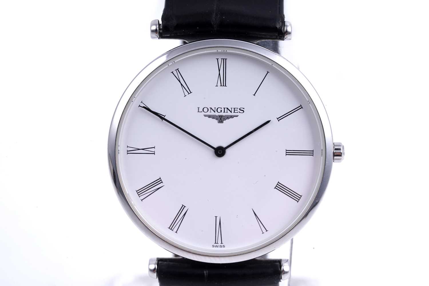 Lot 416 - Longines Le Grande Classique: a stainless steel cased quartz wristwatch