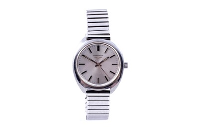 Lot 209 - A 20th Century Longines stainless steel cased wristwatch