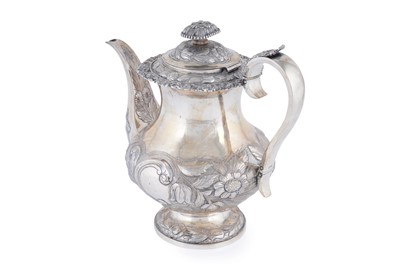 Lot 90 - A George IV/William IV silver coffee pot