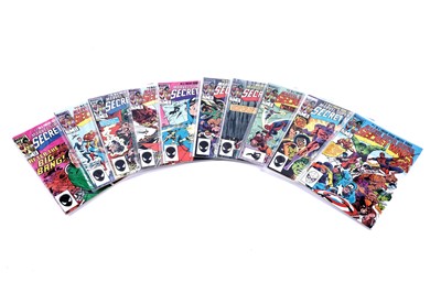 Lot 41 - Marvel Comics Marvel Super Heroes Secret Wars, 10 issues including No. 1