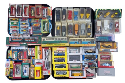 Lot 560 - A large collection of boxed and carded diecast vehicles