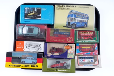 Lot 561 - A large collection of boxed and carded diecast vehicles