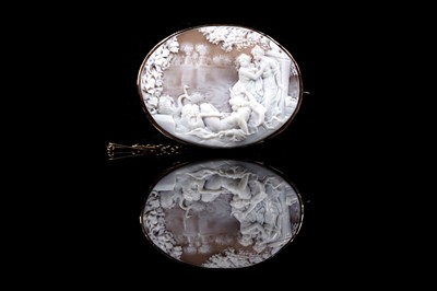 Lot 45 - A Victorian shell cameo brooch depicting a scene from the mythological story of Leda and the Swan