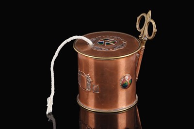 Lot 516 - A Scottish Arts and Crafts string box