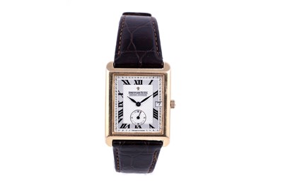 Lot 166 - A Drefuss and Co 18ct gold cased wristwatch