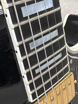 Lot 178 - A Gibson Les Paul Custom