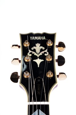 Lot 193 - A Yamaha SG 2000