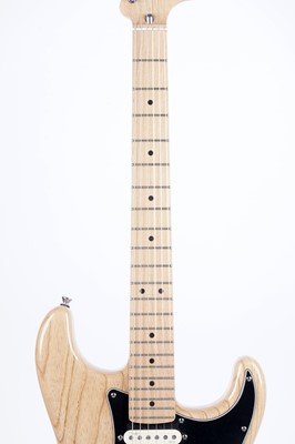 Lot 195 - Fender Mexico 70's Stratocaster