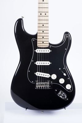 Lot 196 - A Fender Mexico Stratocaster