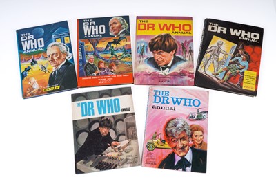Lot 284 - A collection of Doctor Who Annuals, and Year Books