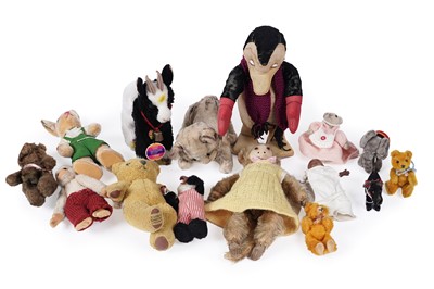 Lot 520 - A collection of mid-20th Century plush toys
