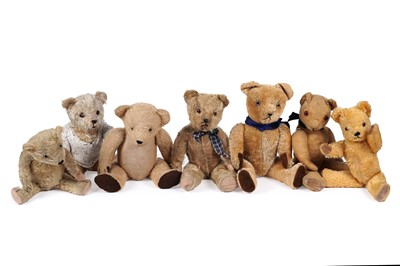 Lot 530 - A collection of seven early/mid-20th Century mohair Teddy Bears