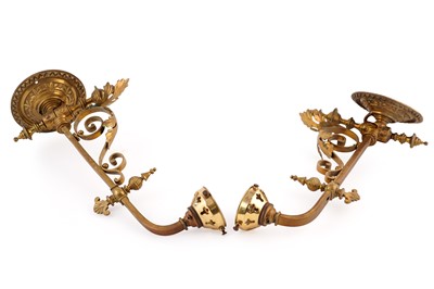 Lot 107 - A pair of Edwardian brass wall sconces