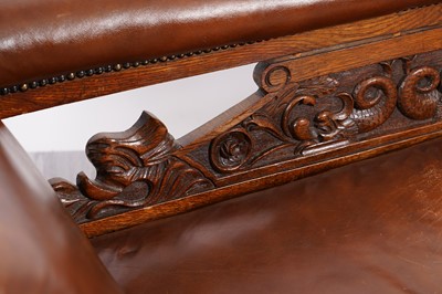 Lot 4 - A Victorian oak chaise lounge