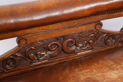 Lot 4 - A Victorian oak chaise lounge