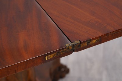 Lot 5 - A William IV fiddle-back mahogany tea table