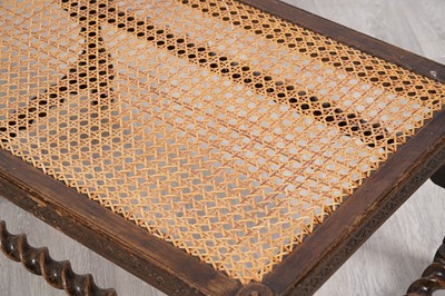 Lot 9 - A Jacobean-style oak daybed
