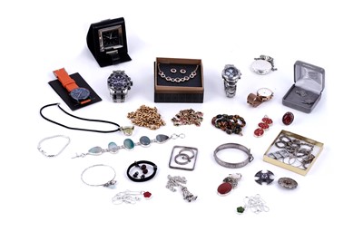 Lot 130 - Modern and contemporary silver jewellery and watches