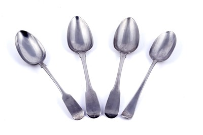 Lot 197 - Georgian and later silver table spoons