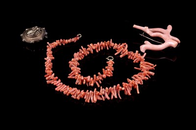 Lot 114 - A Victorian Naturalistic period Angelskin coral brooch; and other items