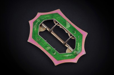 Lot 342 - A late Victorian/Edwardian silvergilt and enamelled buckle