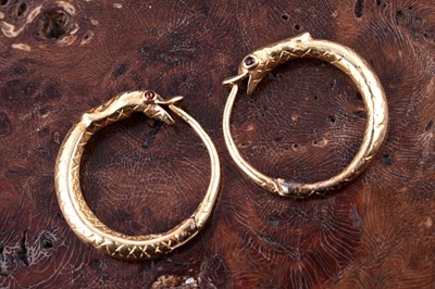 Lot 112 - A pair of 19th Century ouroboros pattern earrings