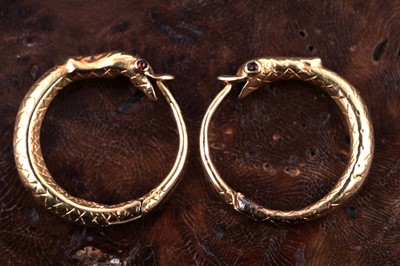 Lot 112 - A pair of 19th Century ouroboros pattern earrings
