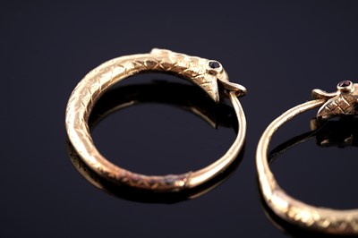 Lot 112 - A pair of 19th Century ouroboros pattern earrings