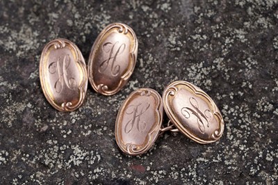 Lot 63 - A pair of 1920s 9ct rose gold cufflinks
