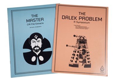 Lot 249 - A collection of Doctor Who Games and collector's items