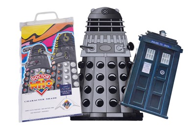 Lot 249 - A collection of Doctor Who Games and collector's items