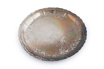Lot 82 - A George III Irish silver counter tray