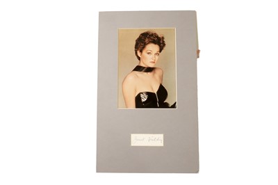 Lot 307 - A collection of Doctor Who photographs and signatures