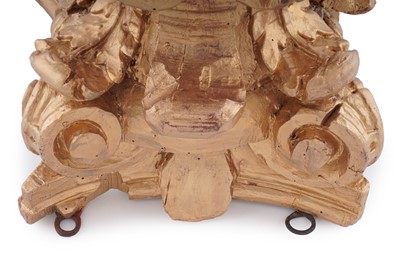 Lot 206 - A pair of late 19th Century carved and gilded Corinthian pine column capitals