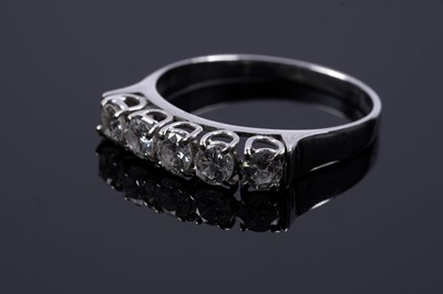 Lot 118 - A five-stone diamond ring