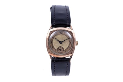 Lot 170 - A 1930's 9ct gold cased wristwatch