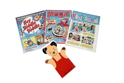 Lot 45 - Young children’s weekly comics
