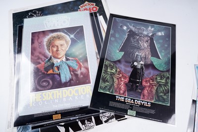 Lot 331 - A collection of Doctor Who printed material