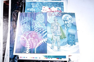Lot 331 - A collection of Doctor Who printed material