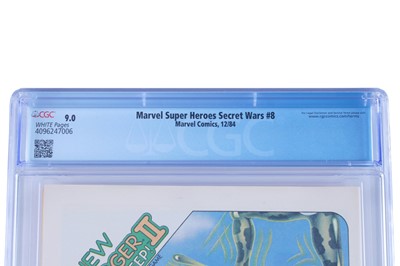 Lot Marvel Super Heroes Secret Wars No. 8, CGC 9.0