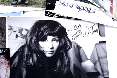 Lot 326 - A collection of signed Doctor Who photographs